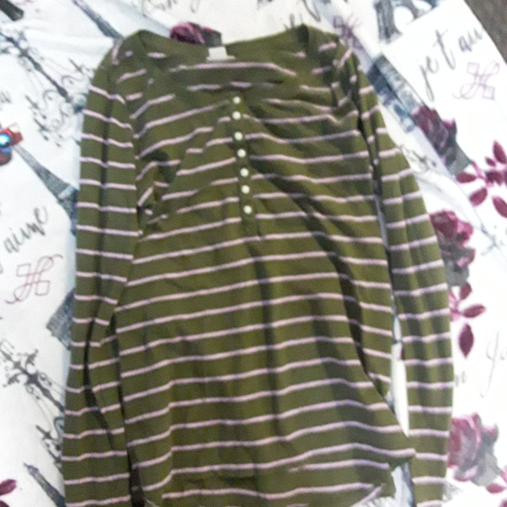Long sleeve top